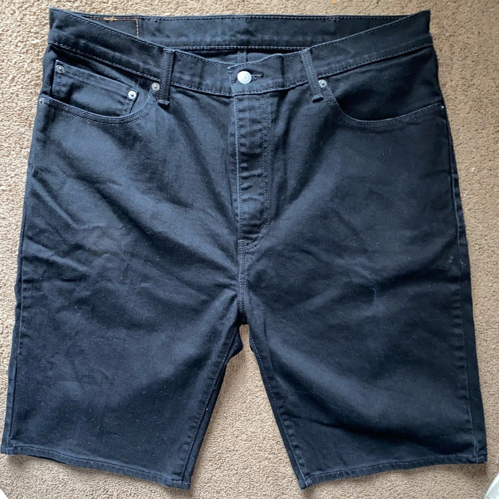 Black Levi’s Jean Shorts